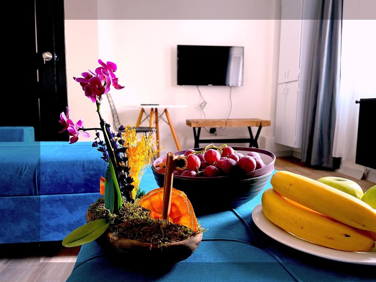 Mates Istiklal Suites Istanbul Exterior foto