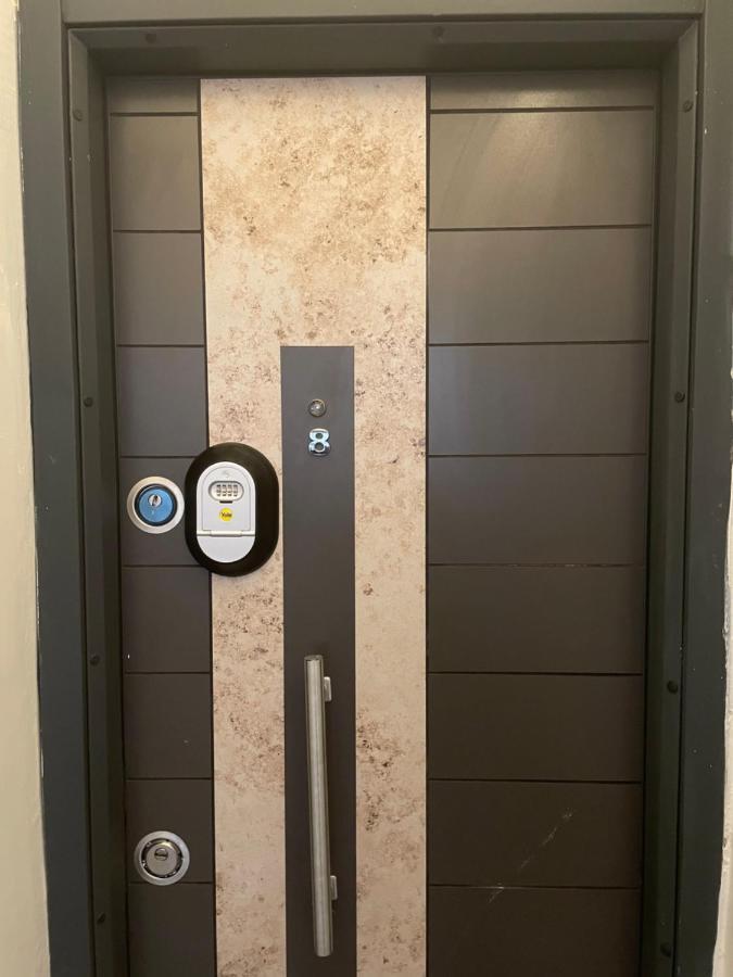 Mates Istiklal Suites Istanbul Exterior foto