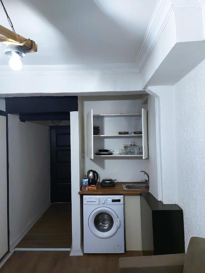 Mates Istiklal Suites Istanbul Exterior foto