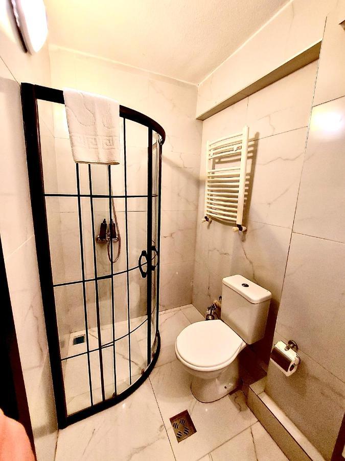 Mates Istiklal Suites Istanbul Exterior foto