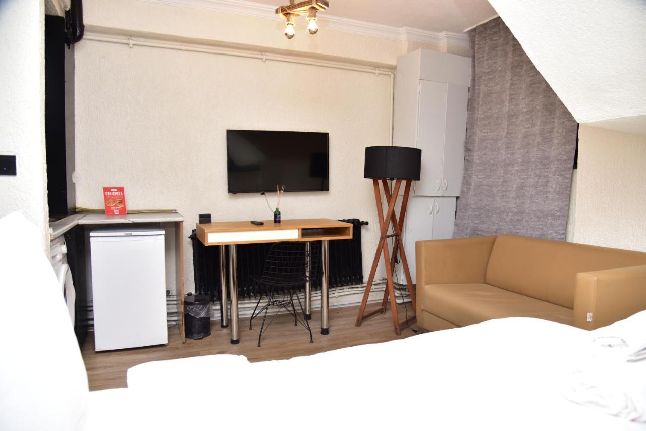 Mates Istiklal Suites Istanbul Exterior foto