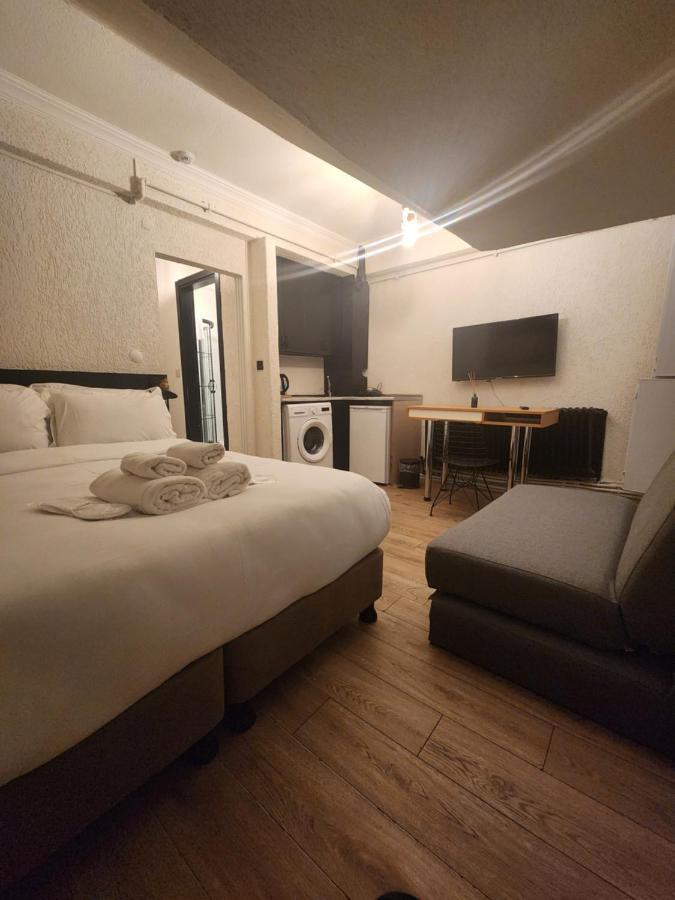 Mates Istiklal Suites Istanbul Exterior foto
