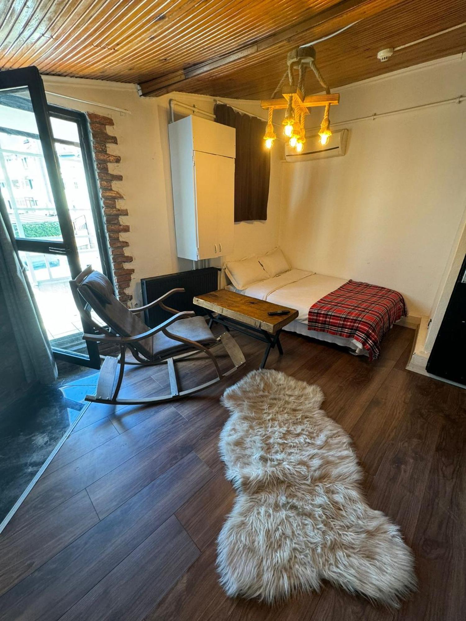 Mates Istiklal Suites Istanbul Exterior foto